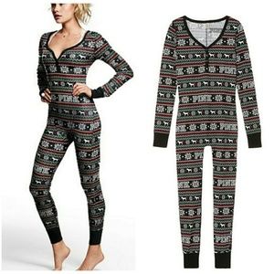 ❌SOLD❌ Victoria's Secret PINK Holiday pjs / onesie